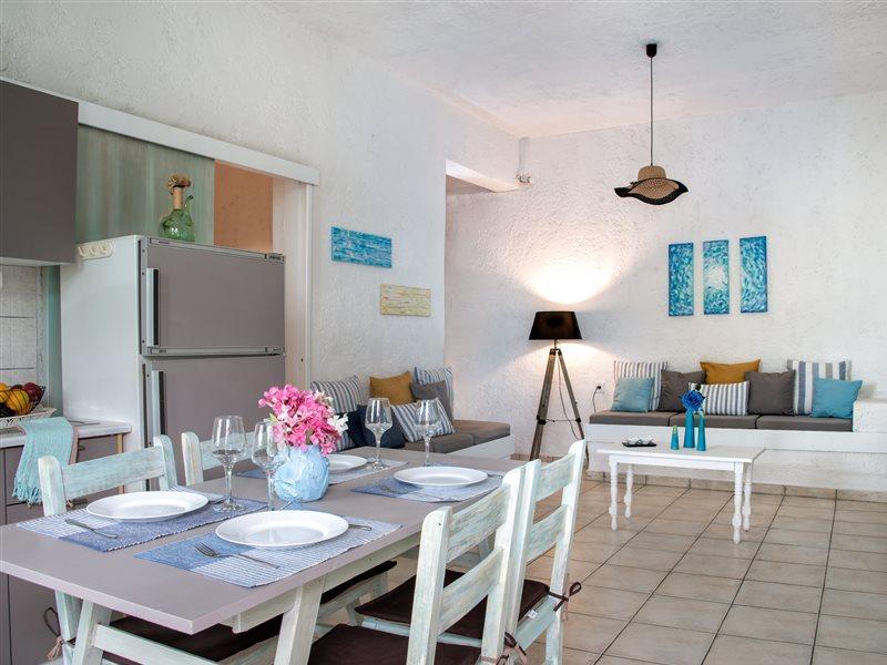 Amazona Aparthotel Agia Pelagia  Exterior photo