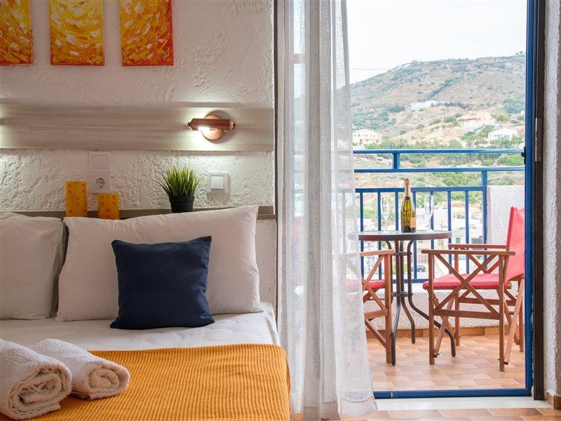 Amazona Aparthotel Agia Pelagia  Exterior photo