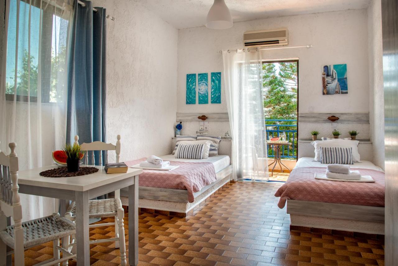 Amazona Aparthotel Agia Pelagia  Exterior photo